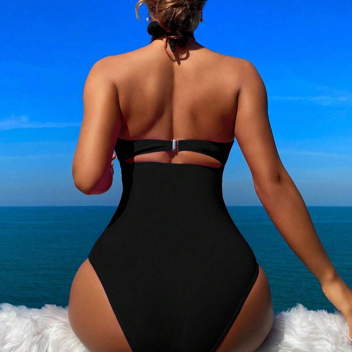 Traje de baño de mujer con cue - Bath reseña y precio